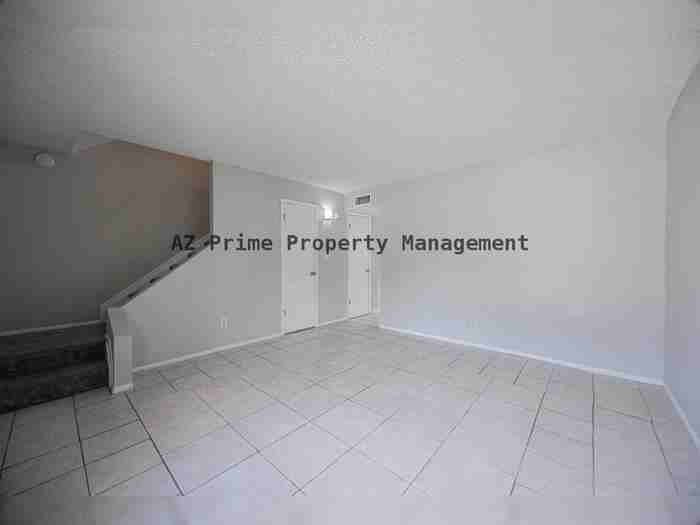 15 E Carter Dr - Photo 3 of 26