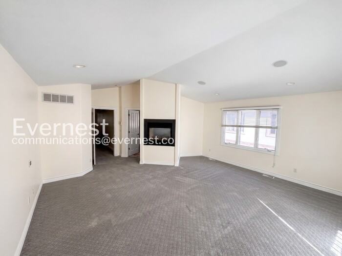 268 S Garfield St - Photo 7 of 38