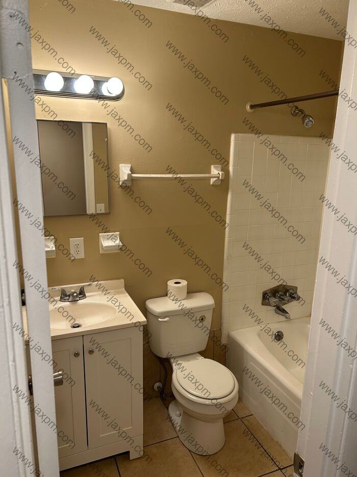 7076 Queen Of Hearts Ct - Photo 6 of 9