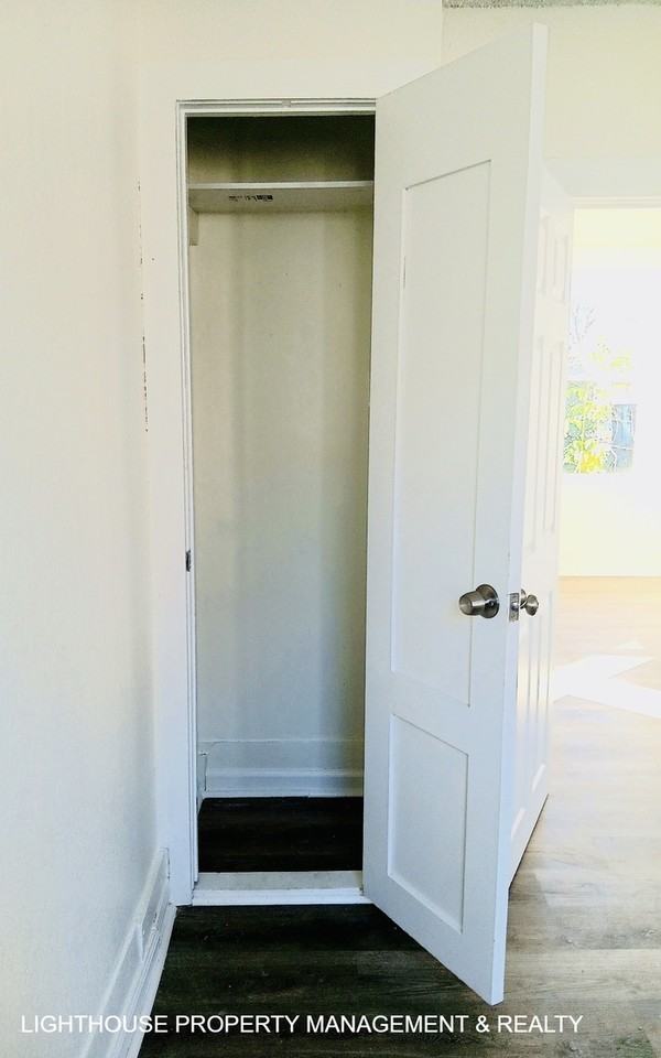 1478 W 5th St - Photo 6 of 16