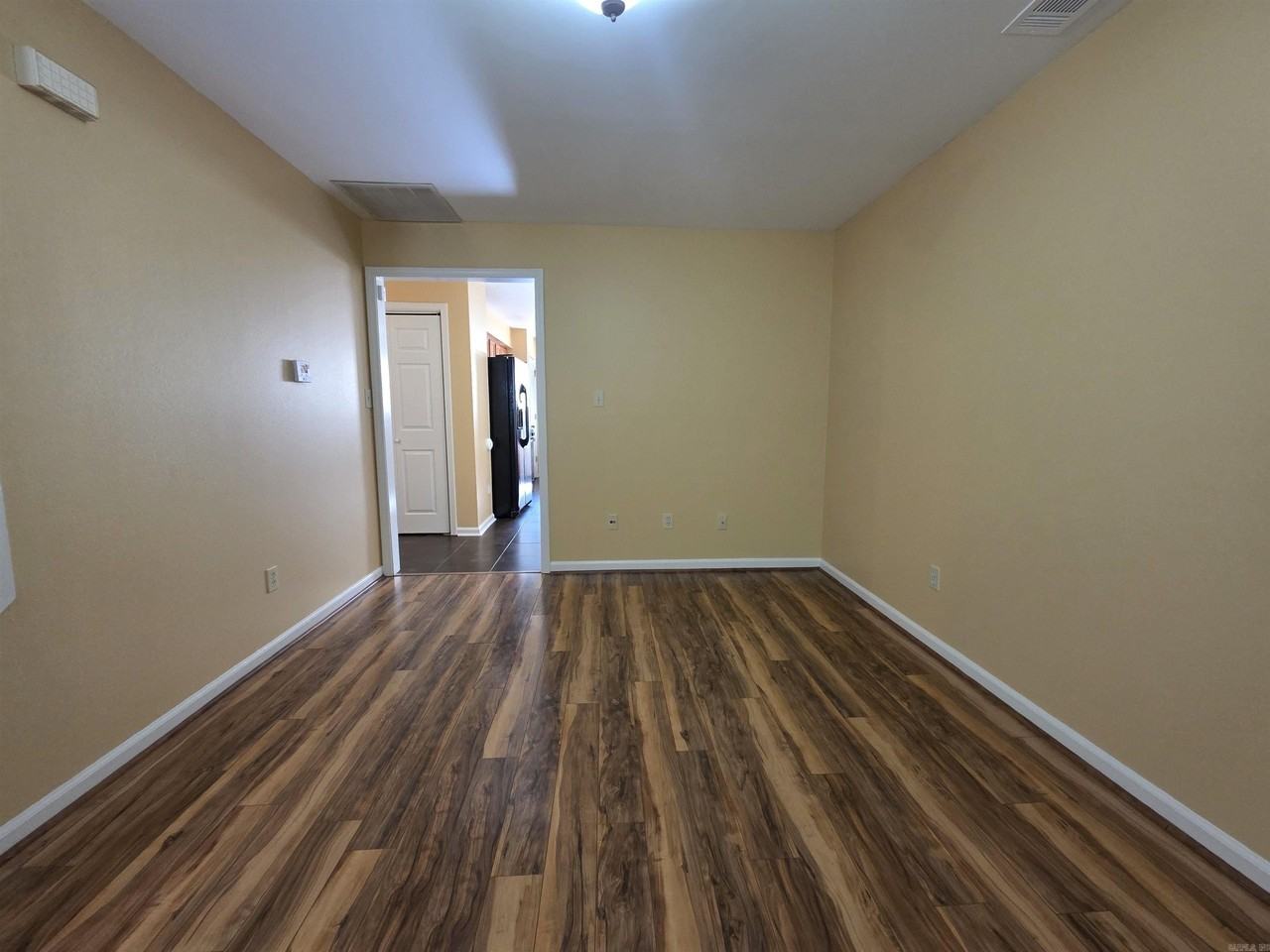 2610 S Izard St - Photo 3 of 27