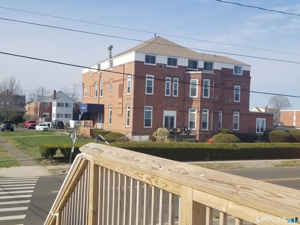 1 Peck Ave #11 - Photo 5 of 31