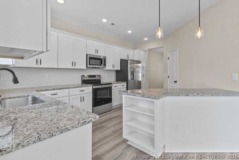 7001 Summerlin Dr - Photo 6 of 15