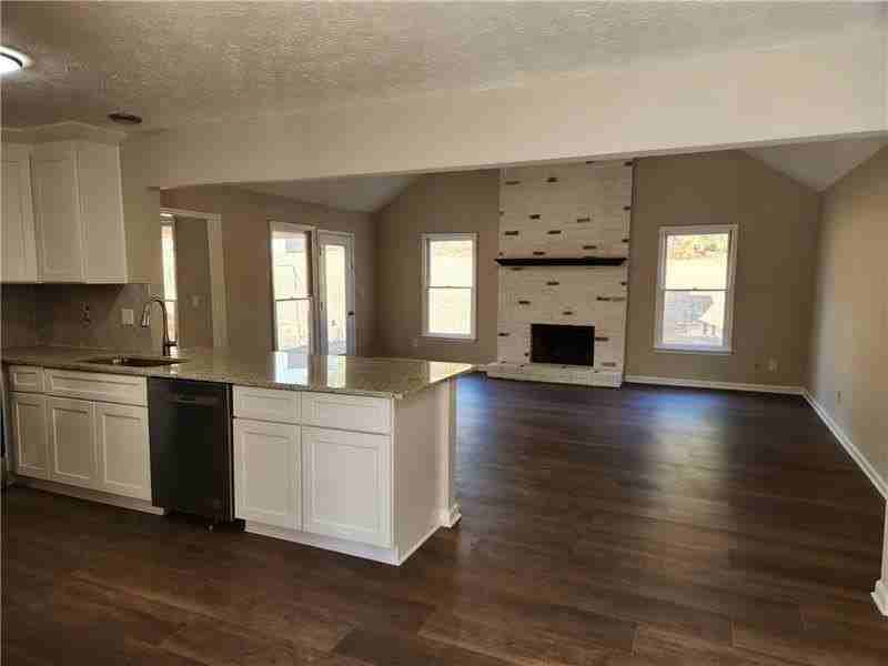 1194 Meadow Oaks Dr Nw - Photo 6 of 39