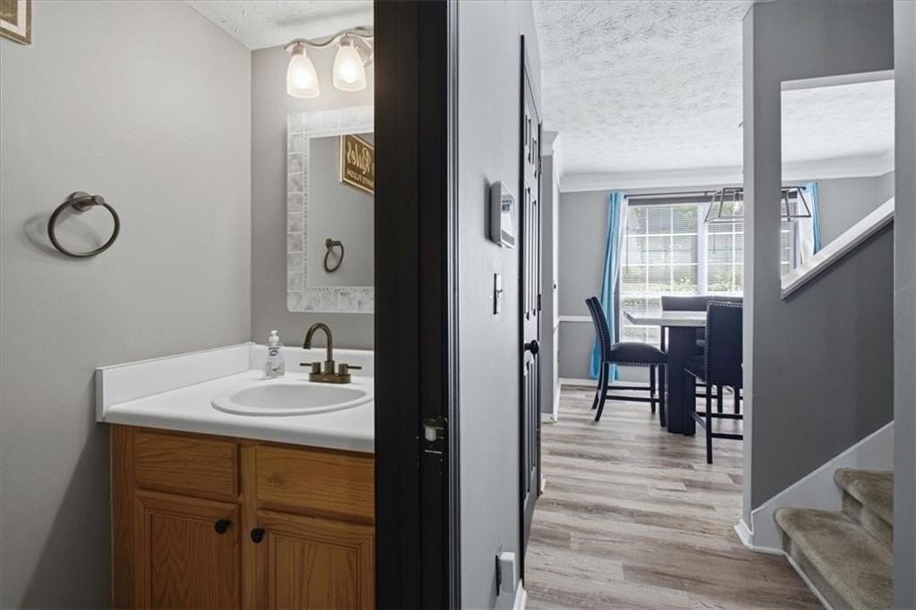 1459 Bridgewater Br - Photo 7 of 27