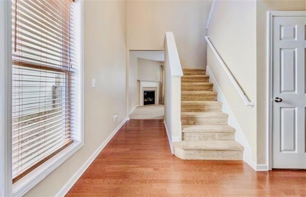 5430 Crestwick Way - Photo 3 of 23