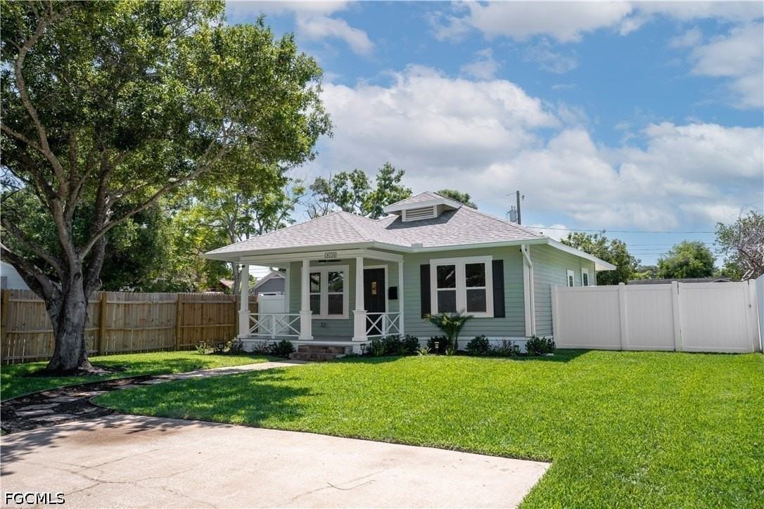 4058 39th Ave N - Photo 2 of 14