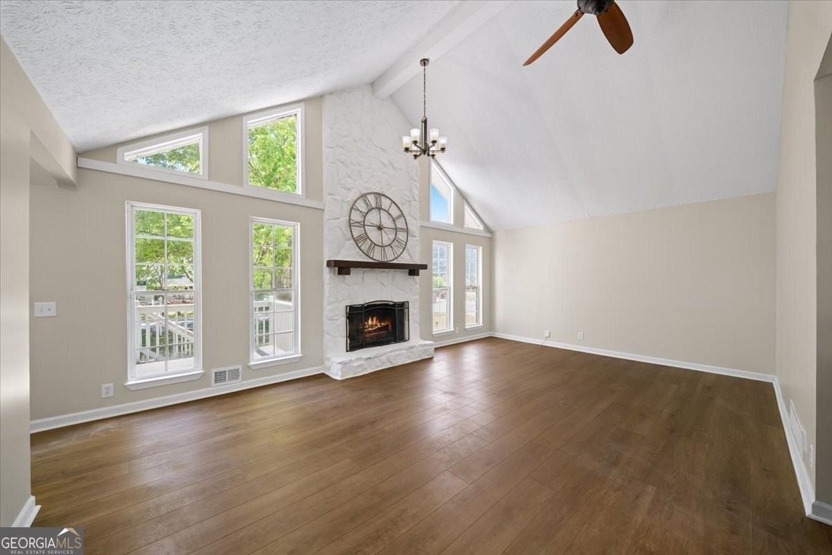 103 Farmington Dr - Photo 4 of 50