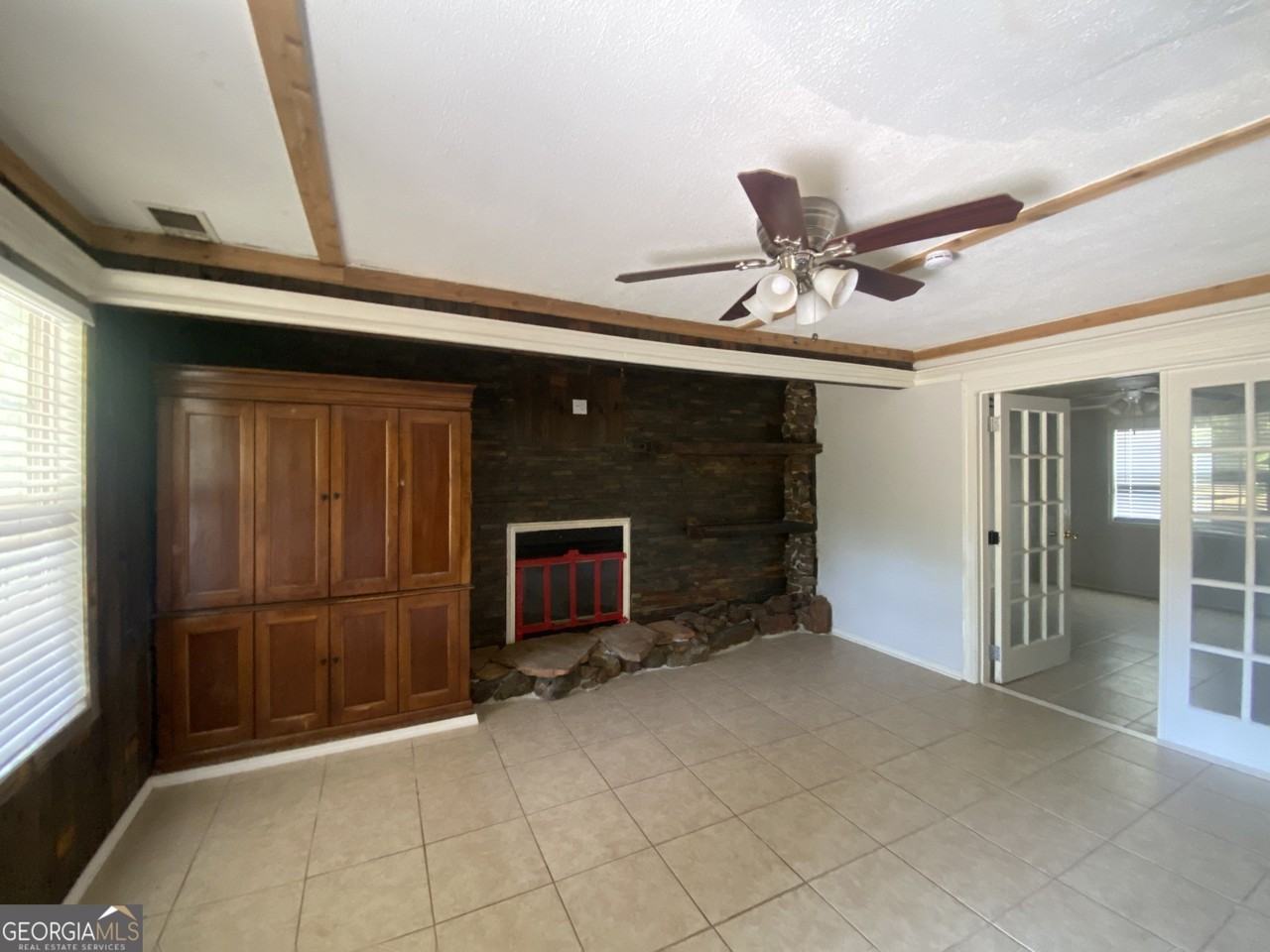 1256 Chambers Rd #4 - Photo 3 of 11