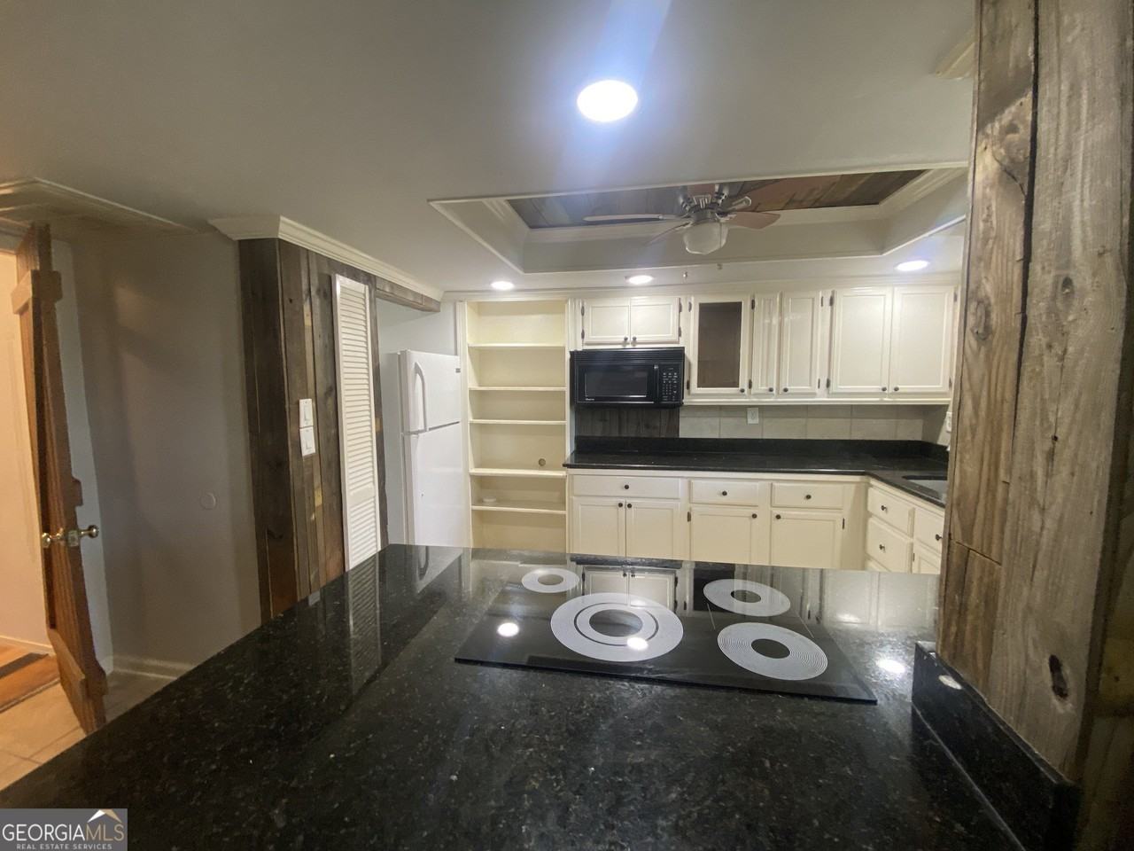 1256 Chambers Rd #4 - Photo 6 of 11