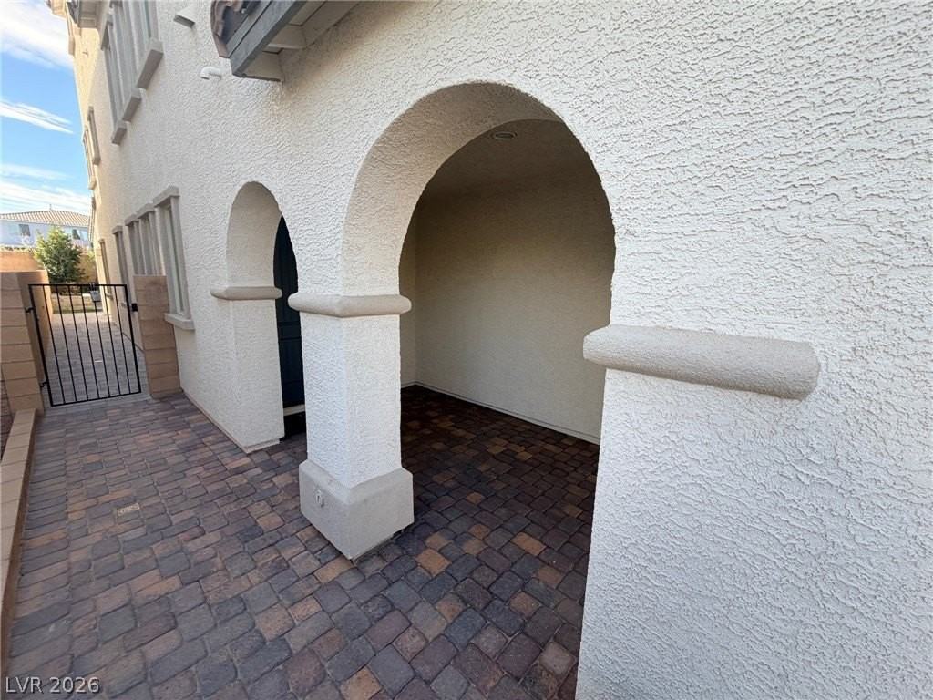 10025 Desert Bighorn Ct - Photo 5 of 50