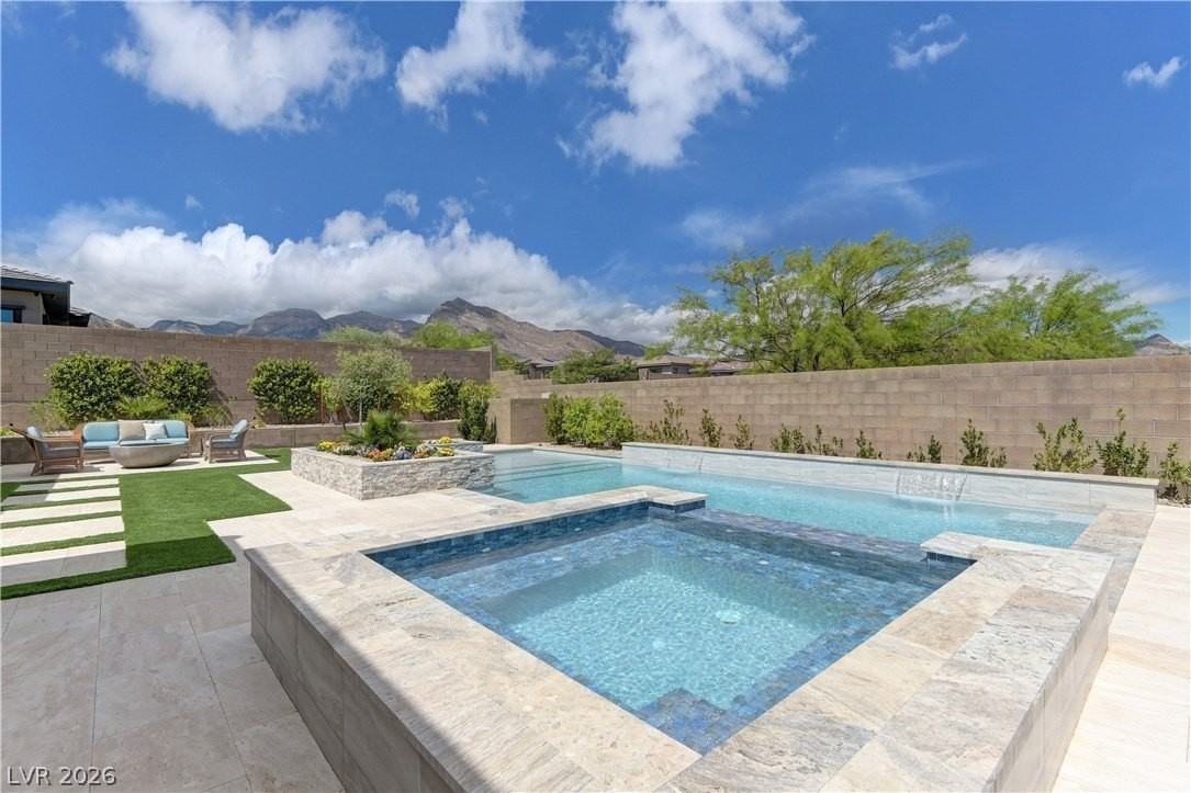 12536 Claymore Highland Ave - Photo 4 of 50