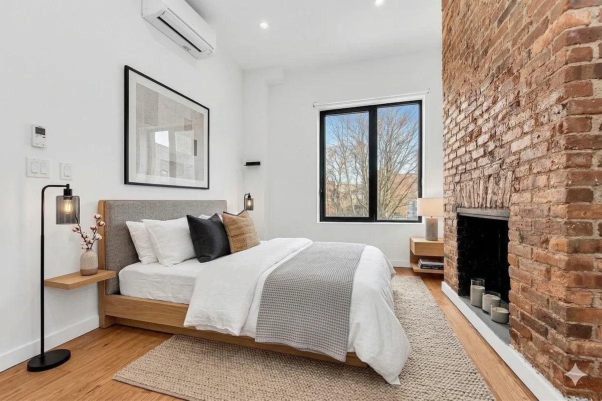 283 Evergreen Ave #2R - Photo 2 of 8