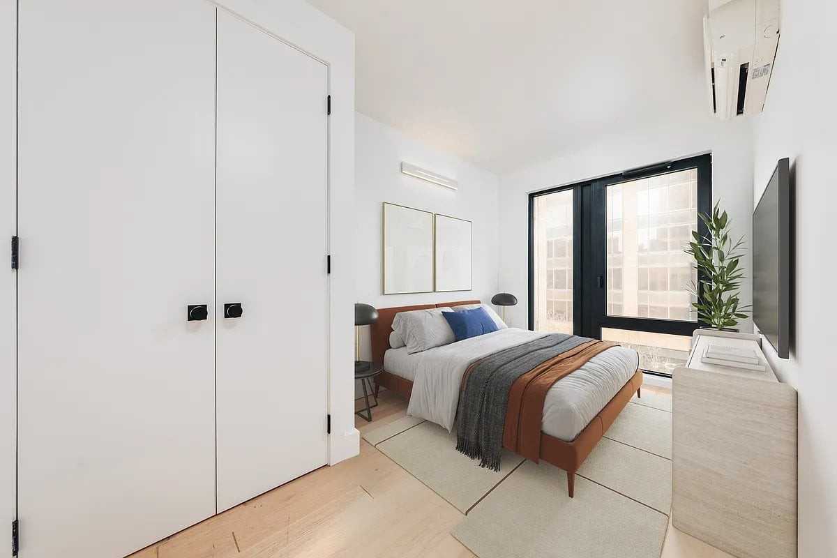 60 W 125th St #609