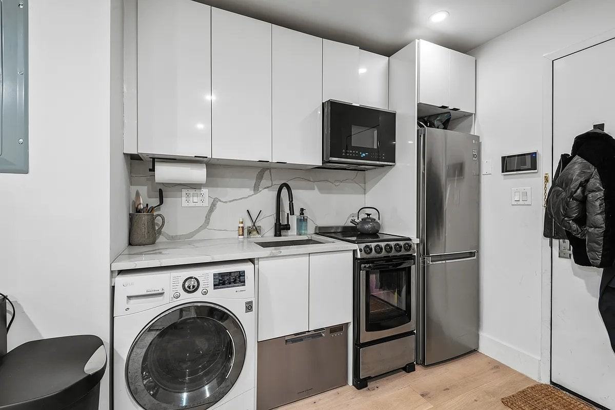 241 W 75th St #1 - Photo 3 of 5