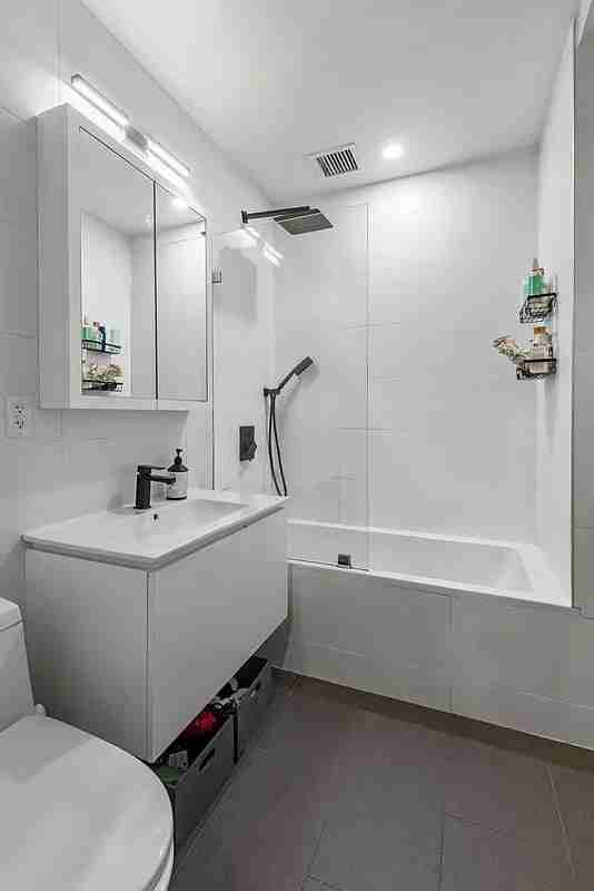 241 W 75th St #1 - Photo 4 of 5