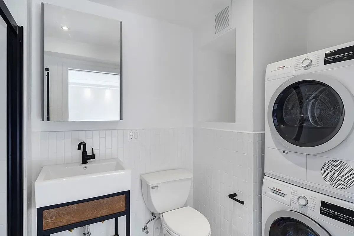 10 Rutgers St #6L - Photo 3 of 10