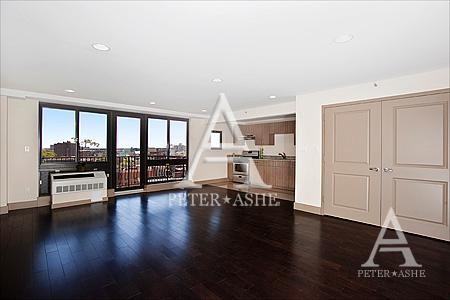 203 E 121st St #801
