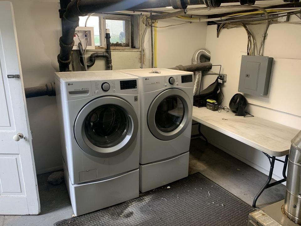 174 East 300 South (Provo) - Photo 3 of 3