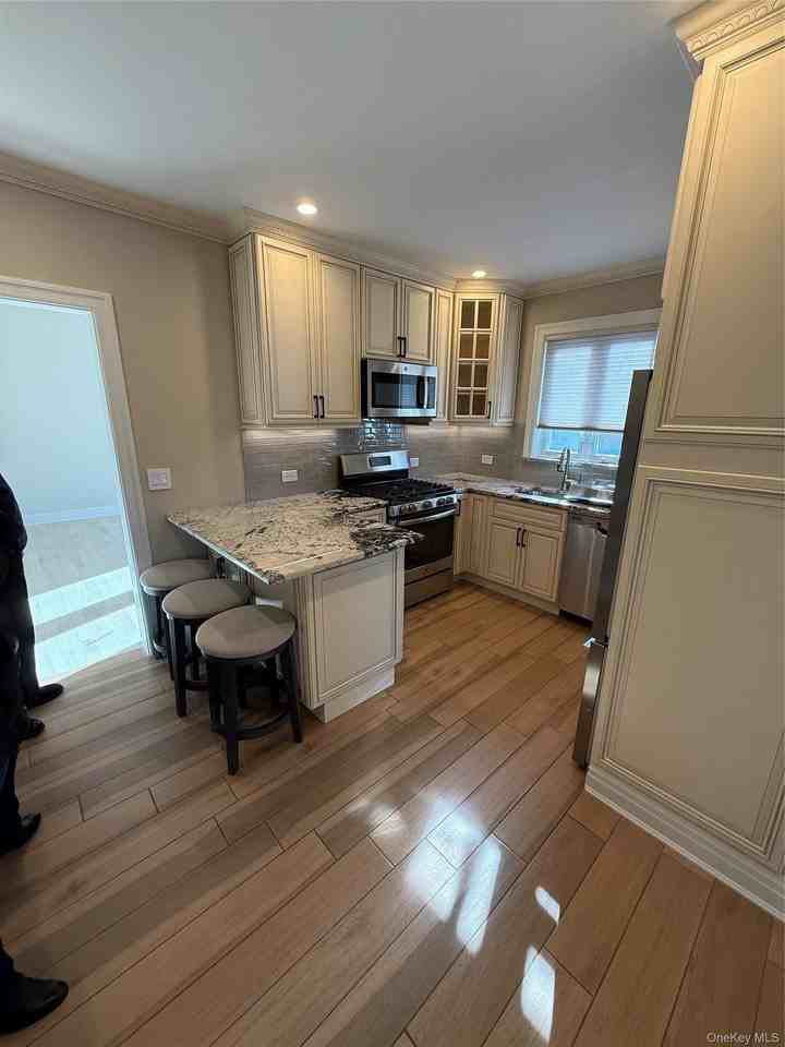 7868 84th St #2B - Photo 2 of 17