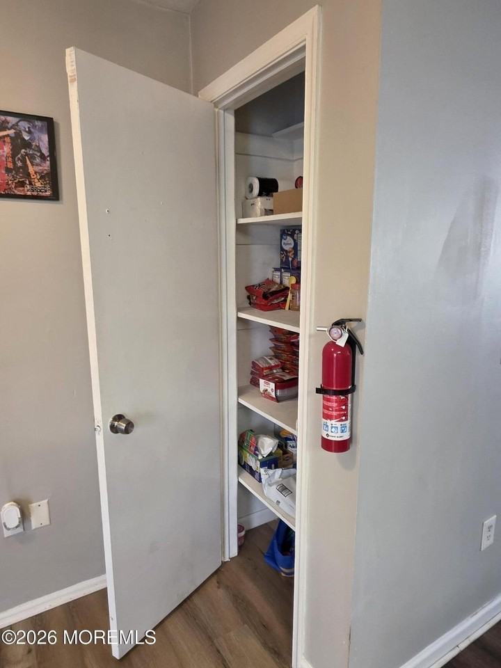 421 Ibis Ct - Photo 6 of 18