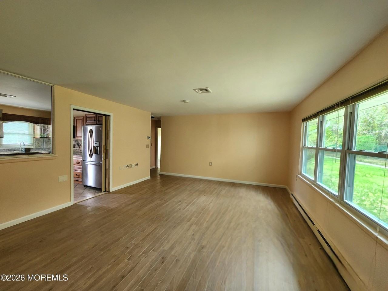 341B Canterbury Ct - Photo 5 of 14