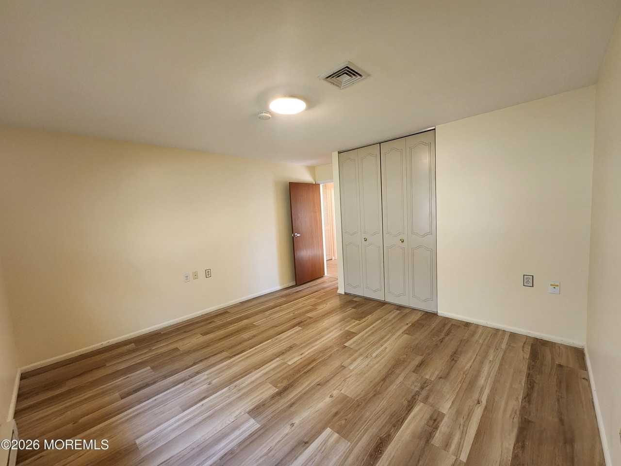 341B Canterbury Ct - Photo 7 of 34