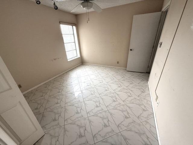 7076 Huntington Lane #608 - Photo 6 of 7