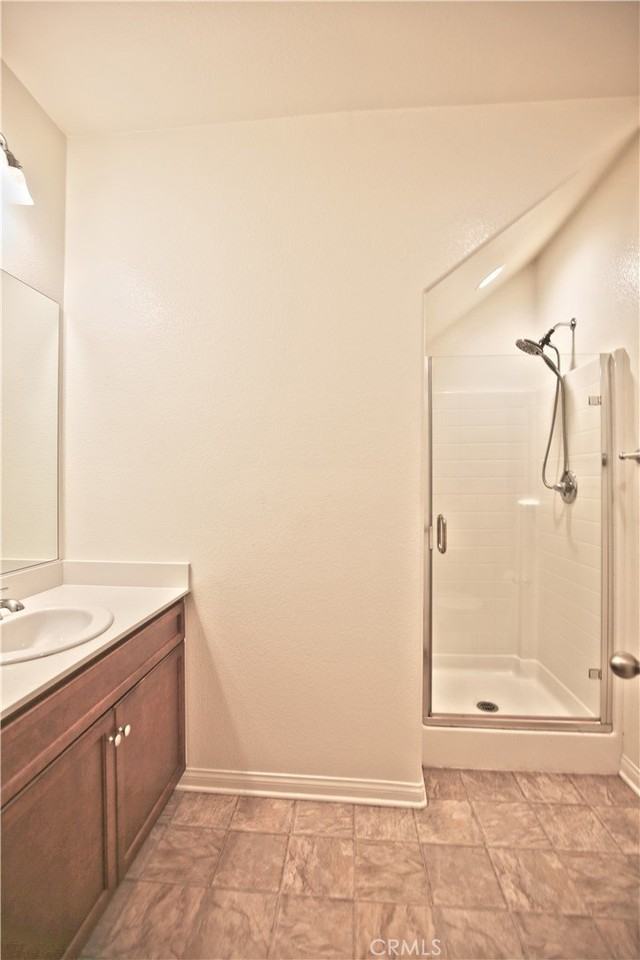 735 Banyan Way - Photo 5 of 24