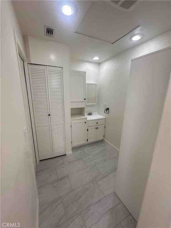 3835 Camellia Dr - Photo 5 of 6