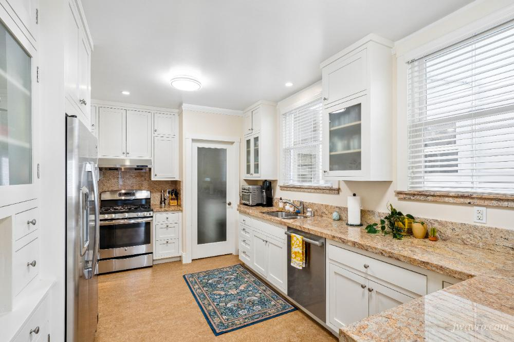 Divisadero Street & Francisco Street - Photo 3 of 14