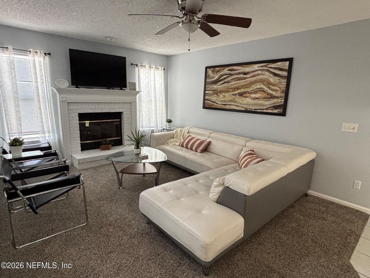 12323 Silent Brook Trl N - Photo 3 of 28