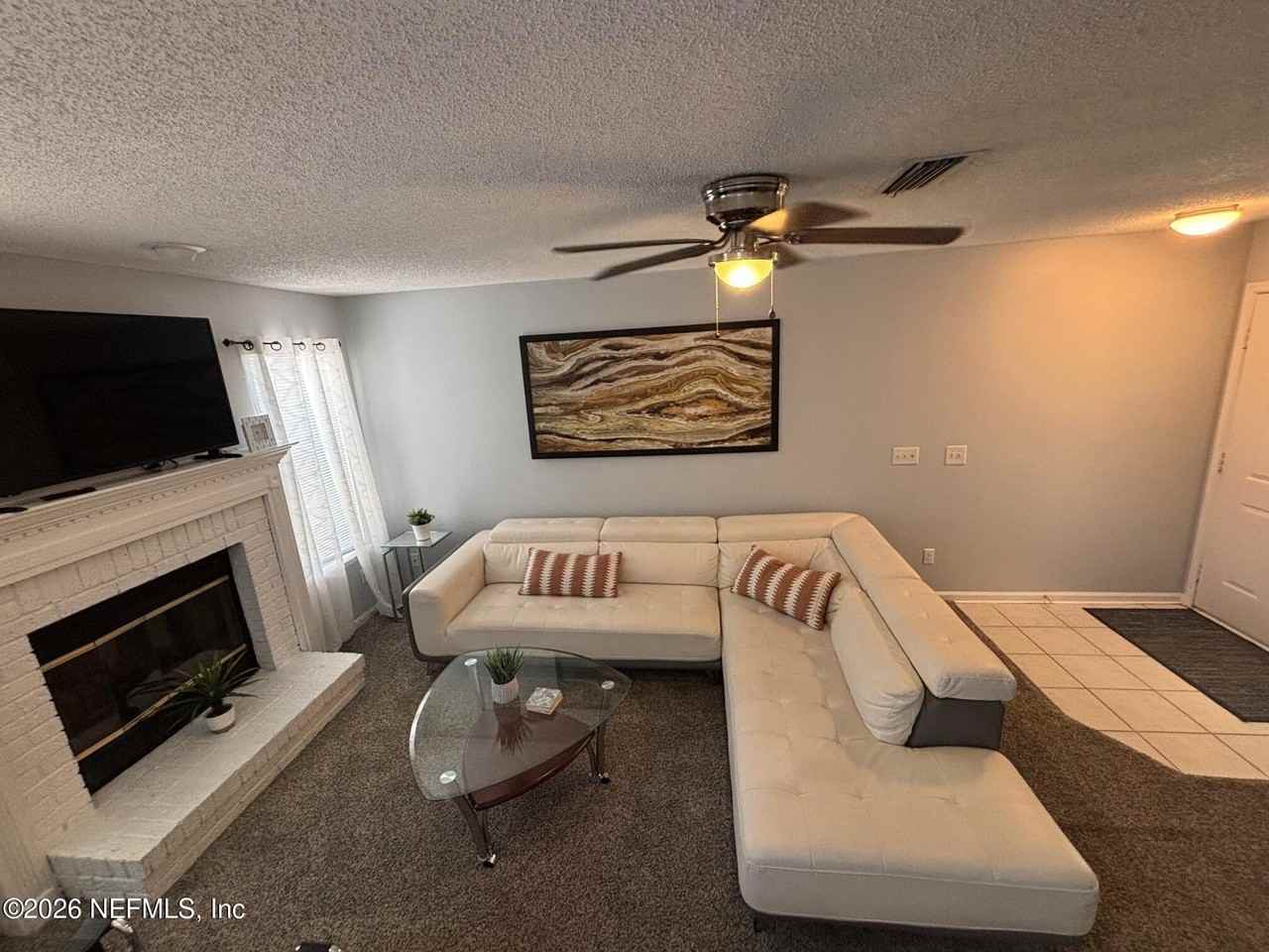 12323 Silent Brook Trl N - Photo 4 of 28