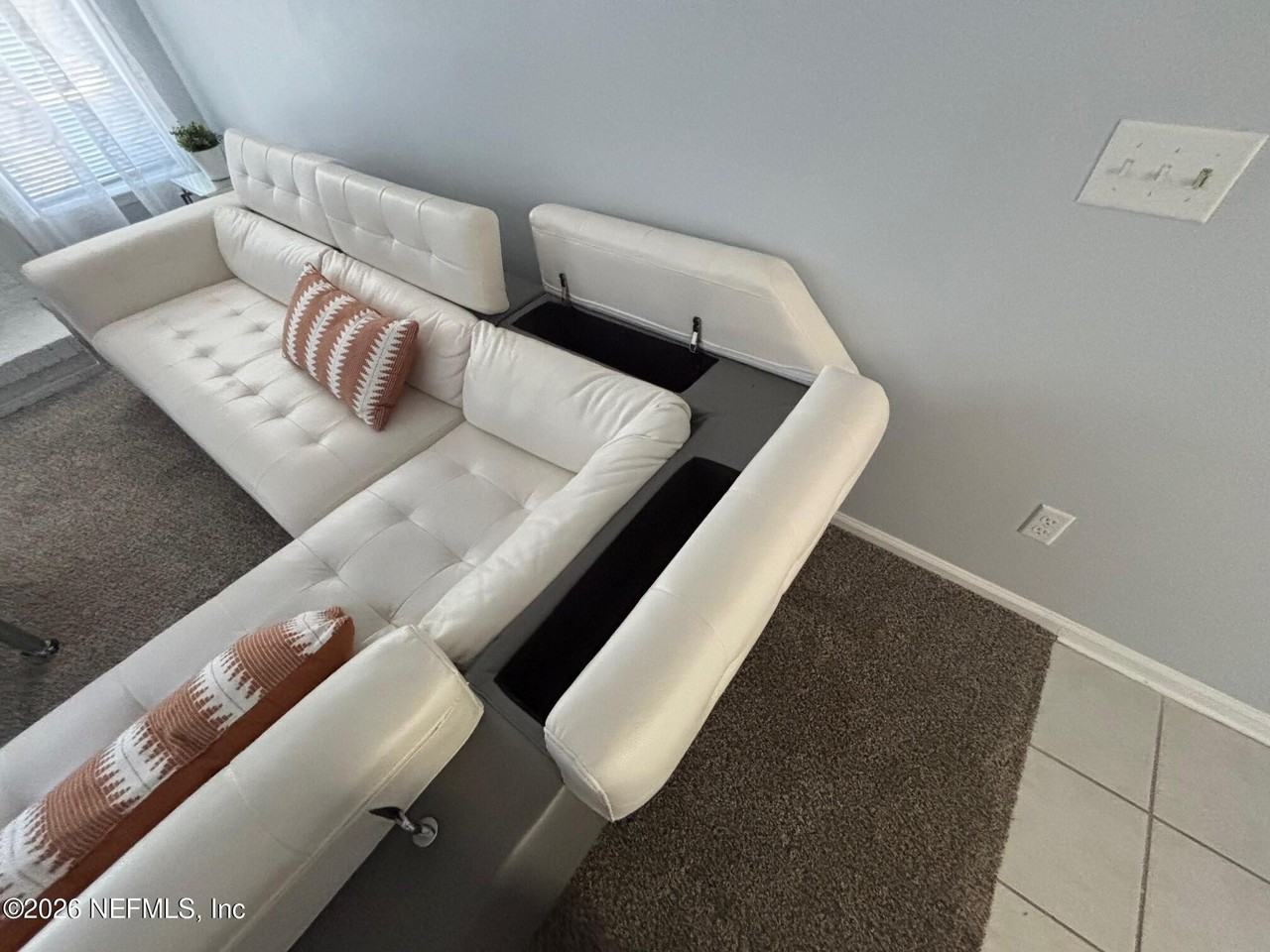 12323 Silent Brook Trl N - Photo 5 of 28