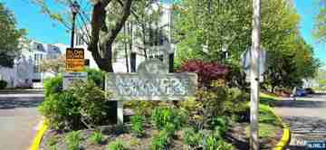 featured image of 804 Spinnaker Ct