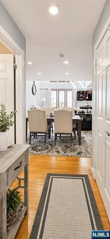 804 Spinnaker Ct - Photo 2 of 18