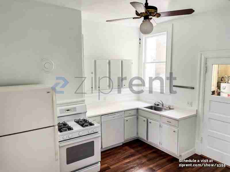 643 Cole St - Photo 6 of 14