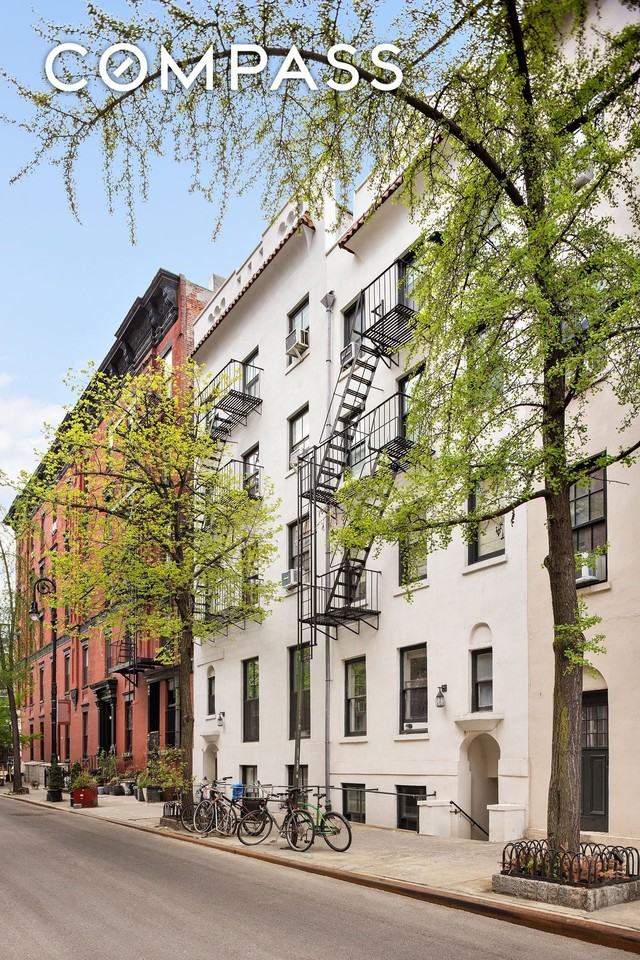 118 Perry St #J45 - Photo 5 of 5