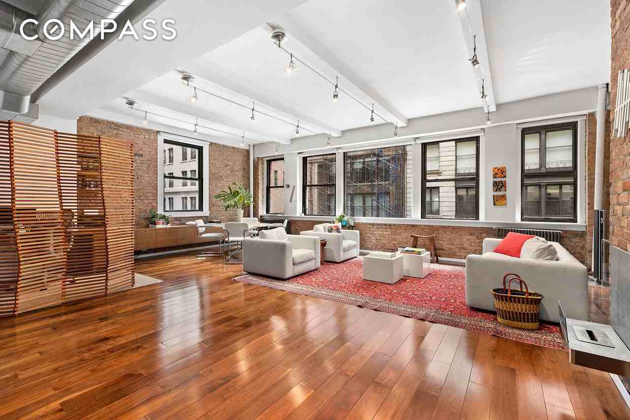 15 W 17th St #6