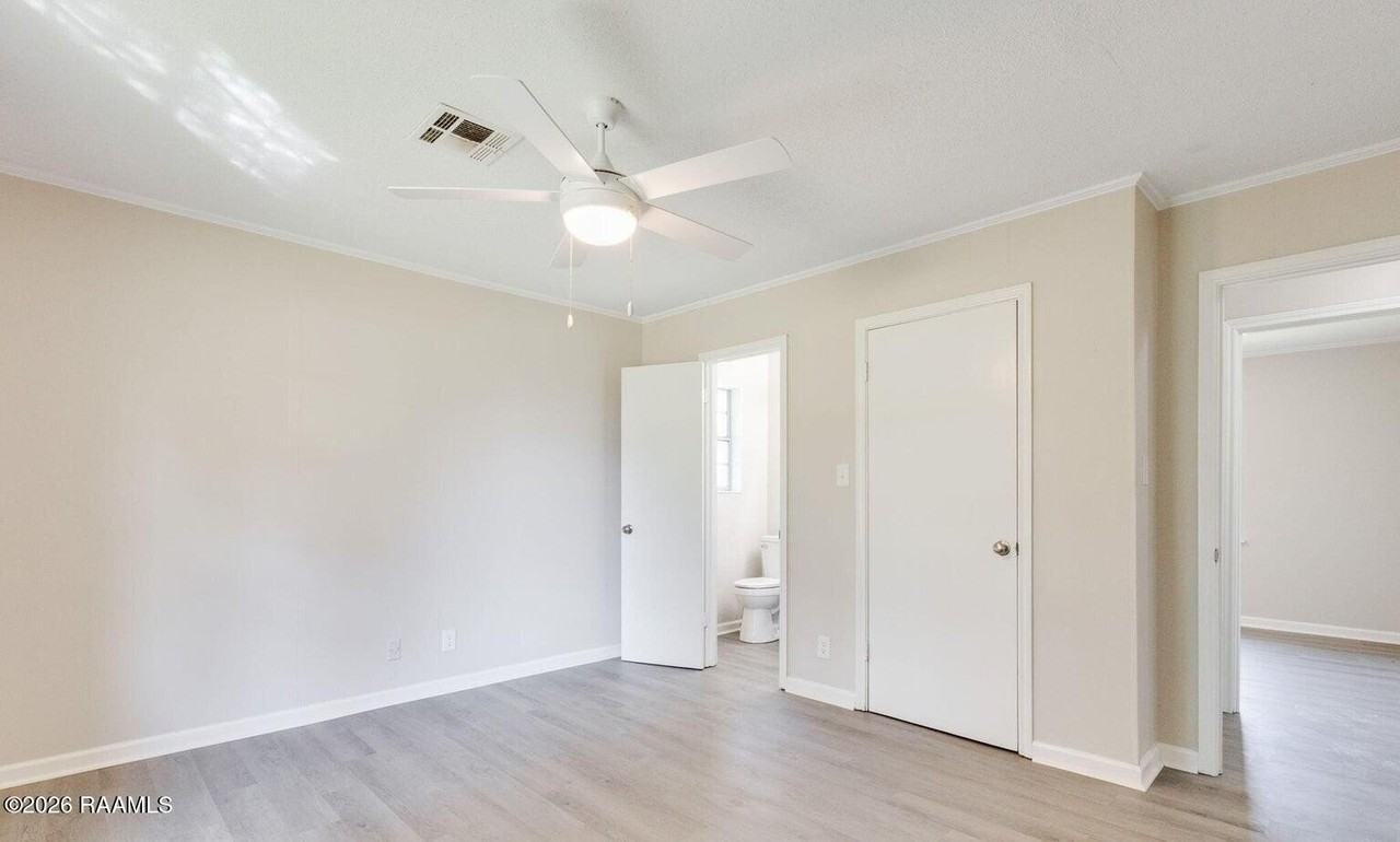 1842 Grace Pete St - Photo 3 of 16