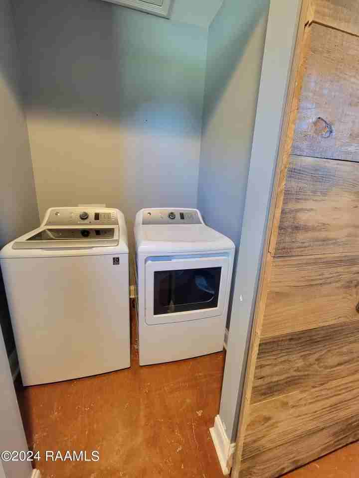 917 W Broussard Rd #A - Photo 7 of 12