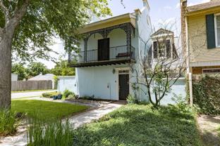 211 Ursuline St - Photo 1 of 1