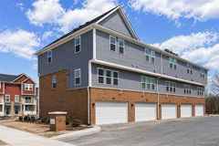 4876 Parkside Ln - Photo 1 of 1