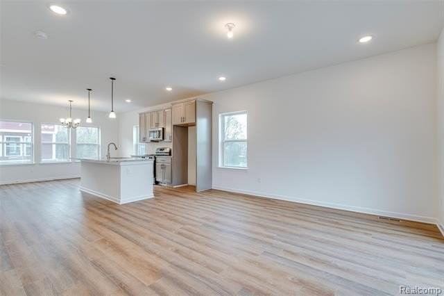 4876 Parkside Ln - Photo 5 of 28