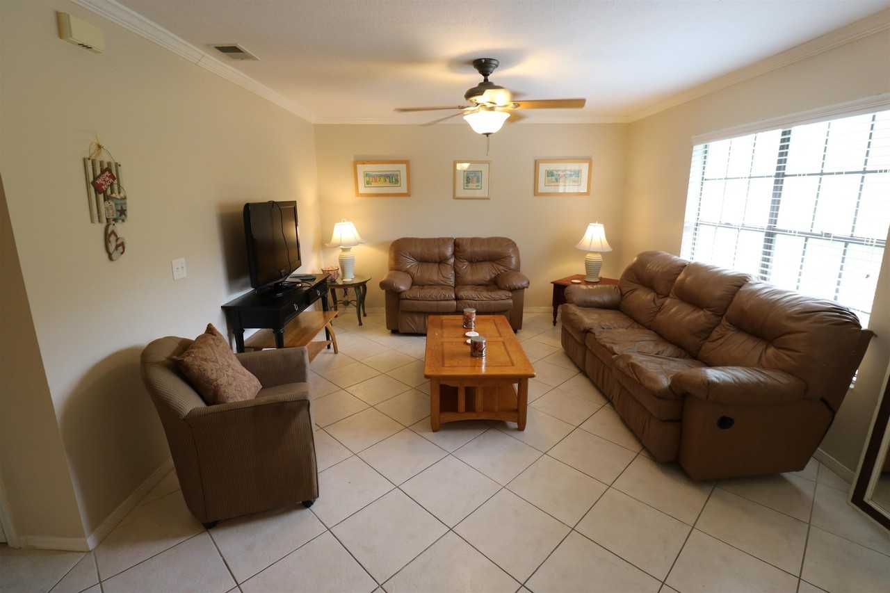 47 Brigantine Ct - Photo 2 of 13