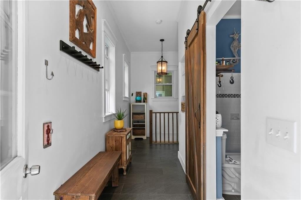 8 Johnson Ct - Photo 5 of 47