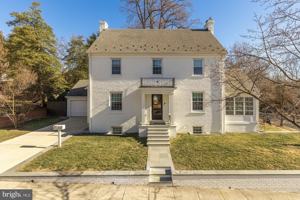 featured image of 4105 17th St Nw