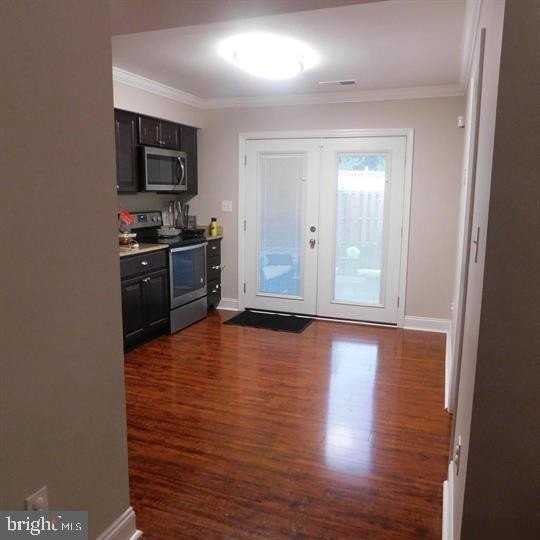 567 Lancaster Pl #567 - Photo 6 of 20