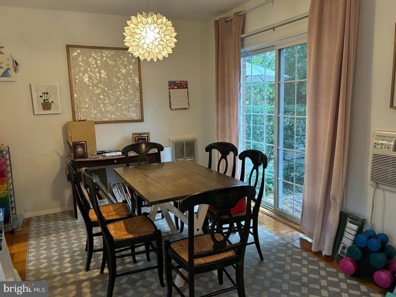 3111 Ravensworth Pl - Photo 3 of 50