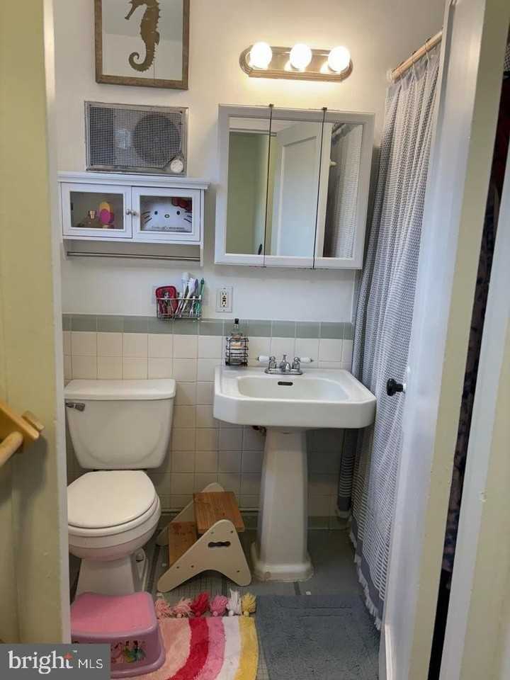 3111 Ravensworth Pl - Photo 7 of 50